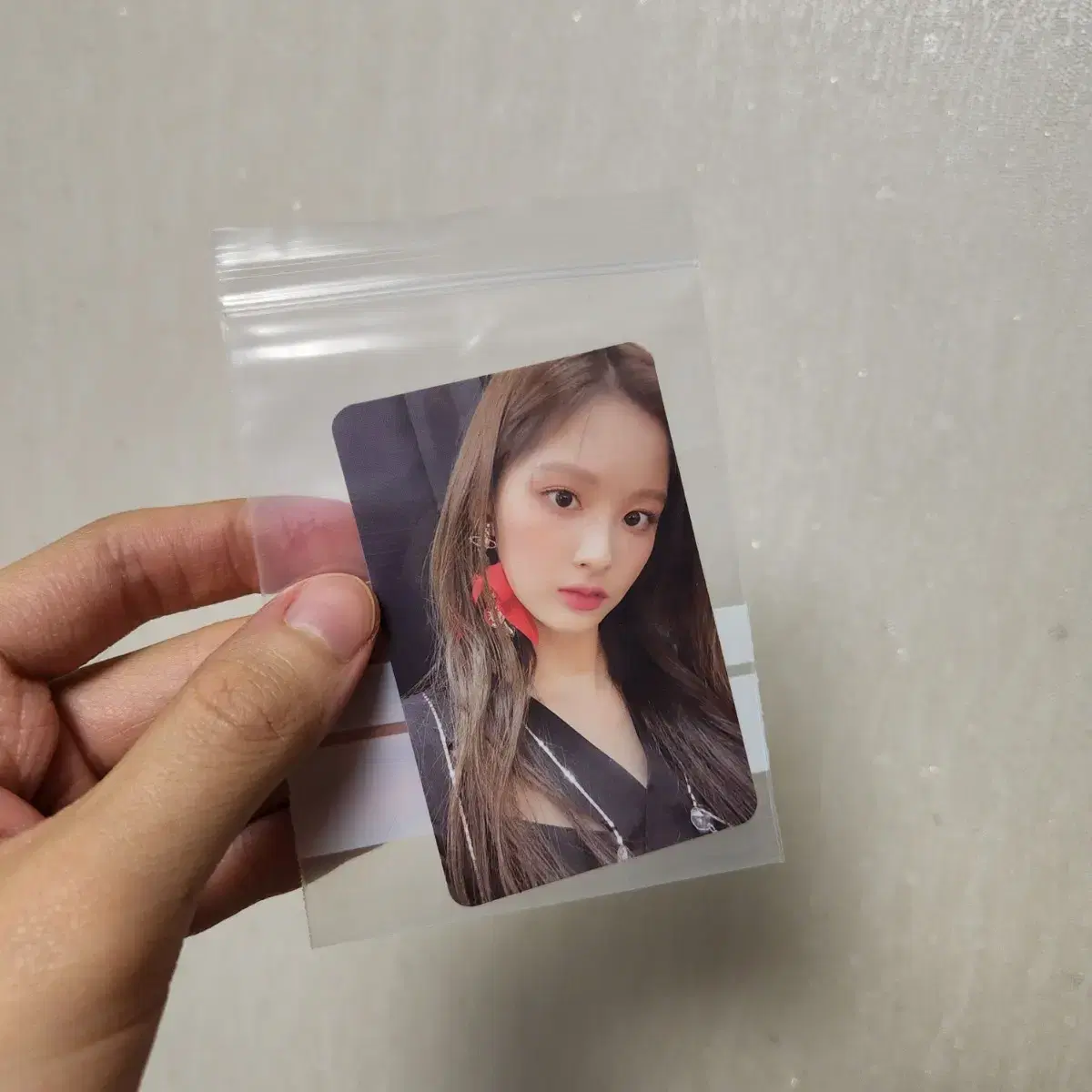 Nmixx sullyoon sells blind packages photocard 