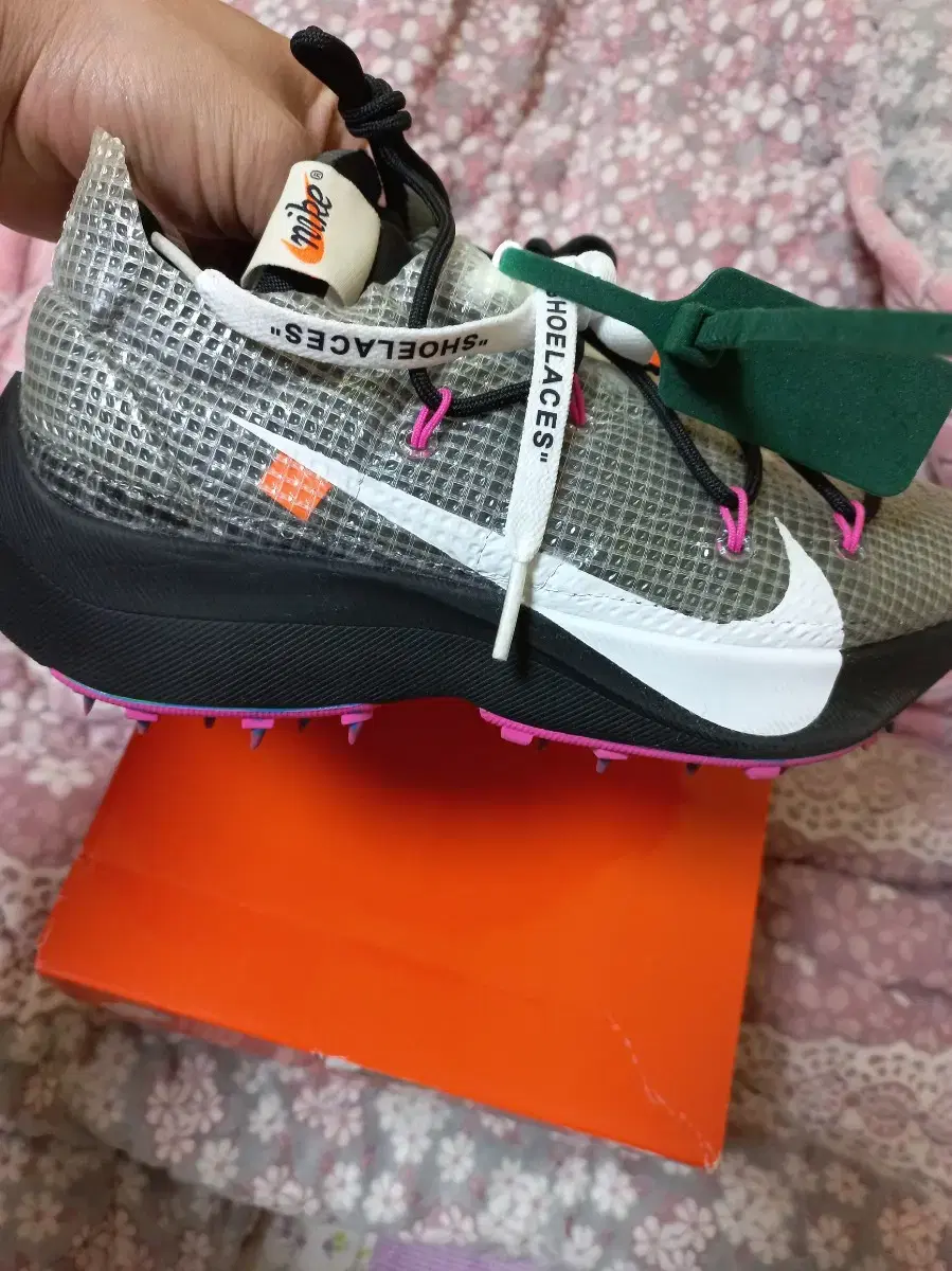 Nike Off-White Vaporstreet 240