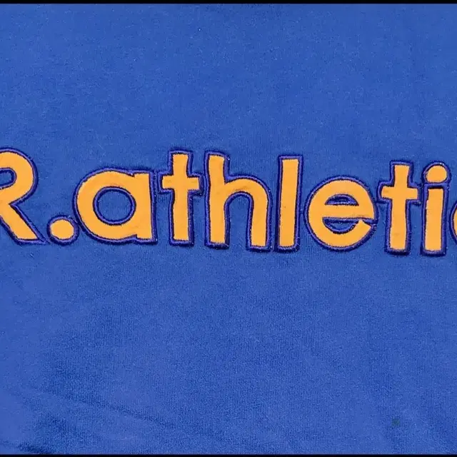 R.ATHLETIC 맨투맨