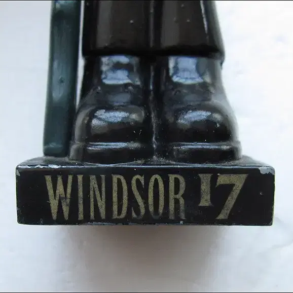 (18) WINDSOR 17 근위병  라이터