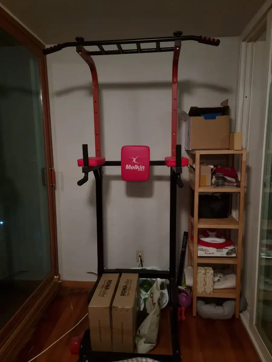 Melkin's pull-up bar is on sale.