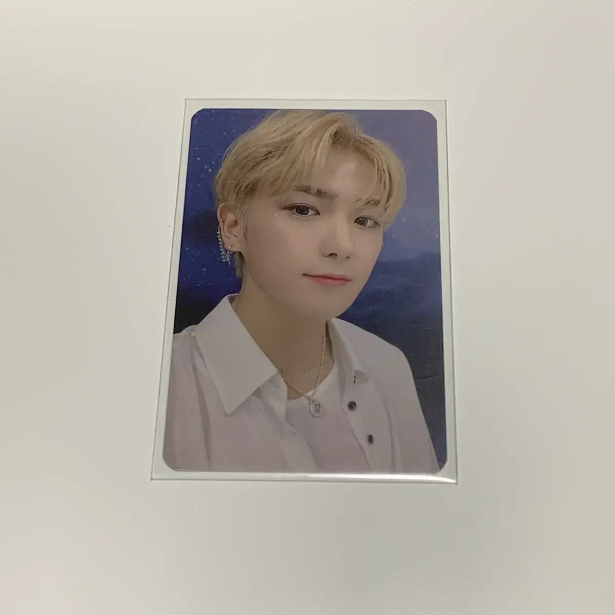 Reveal Moon version hyunjae photocard poka