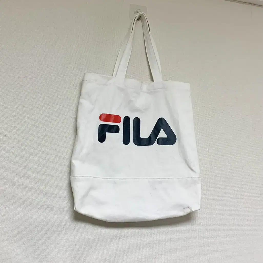 (글필독) 휠라 FILA 로고 화이트 에코백