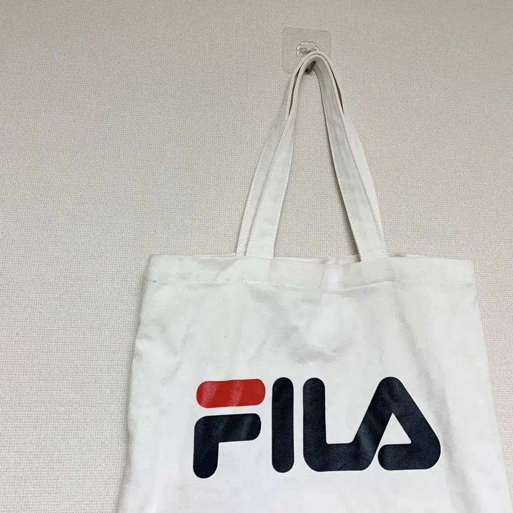 (글필독) 휠라 FILA 로고 화이트 에코백