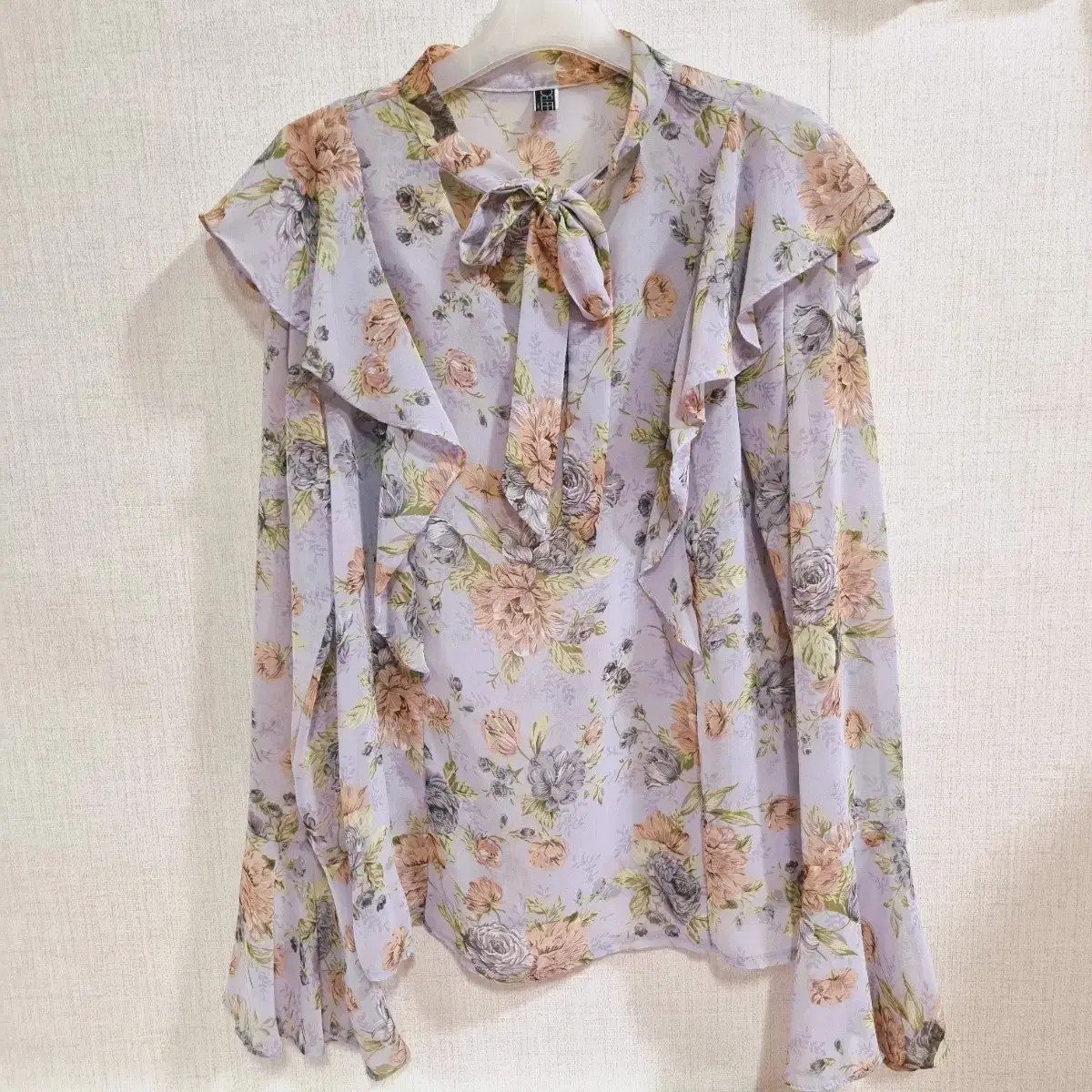 Someday's Atelier Flowers Chiffon Blouse