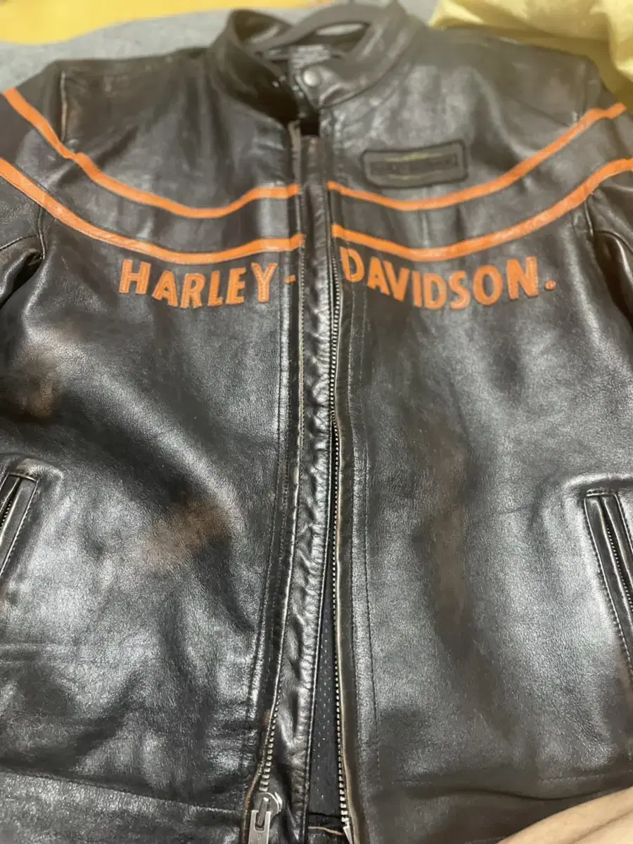 Harley Davidson Jacket Genuine 3 times tried on