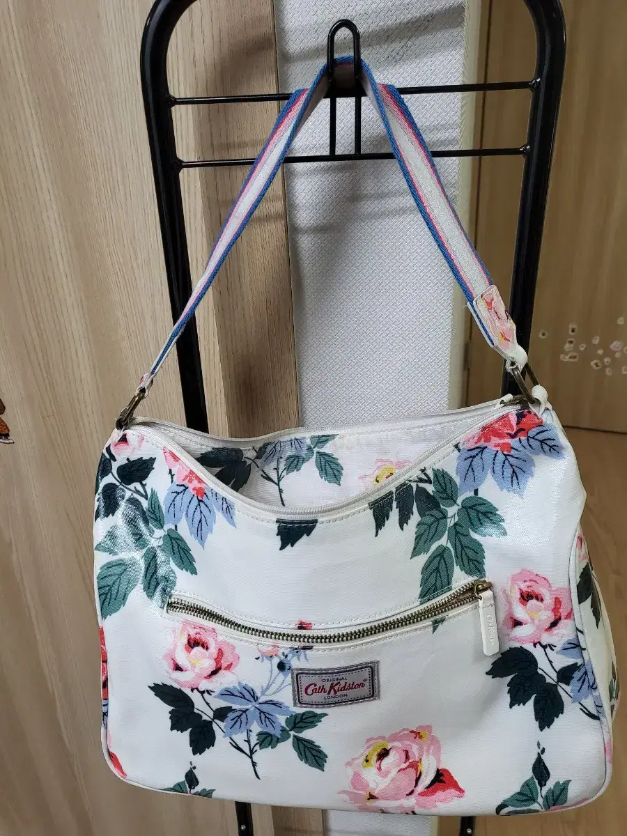 Caskidson/Cream White Shoulder Bag_Crossbody