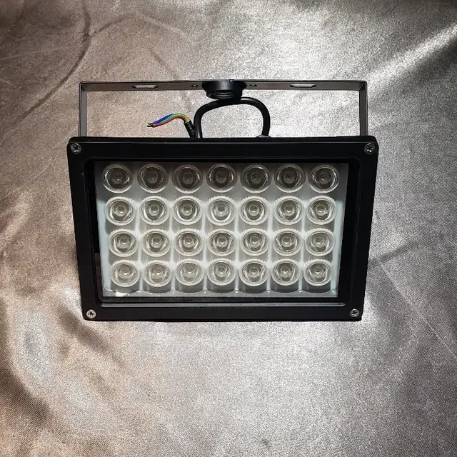 렌즈형 LED 28W 실외용 투광기 새 상품 10,000원