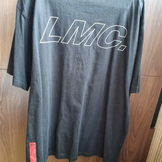 LMC 블랙반팔티 라지사이즈