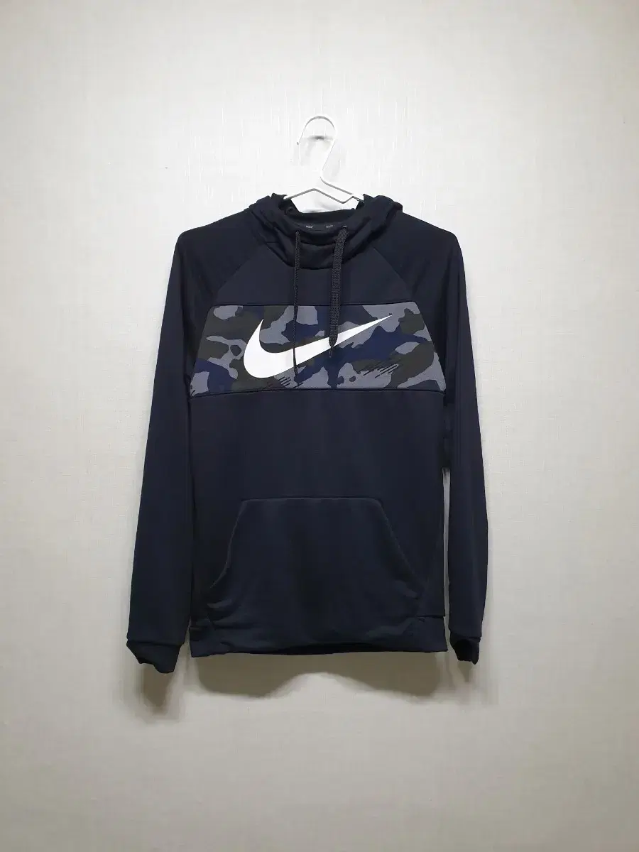 [95]Nike DryFit Hoodie