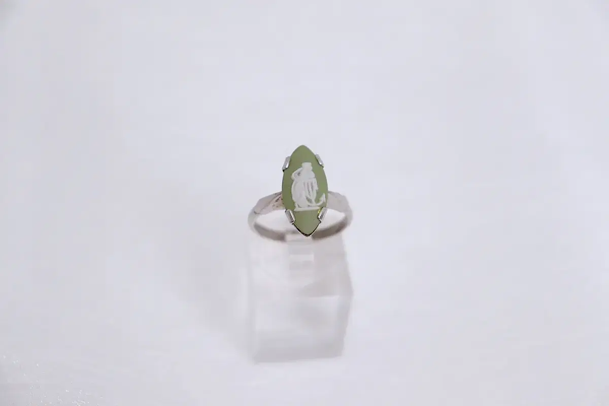 [Vintage Jewelry] British Wedgwood Jasperware Ring (No.17)_ Sage Green