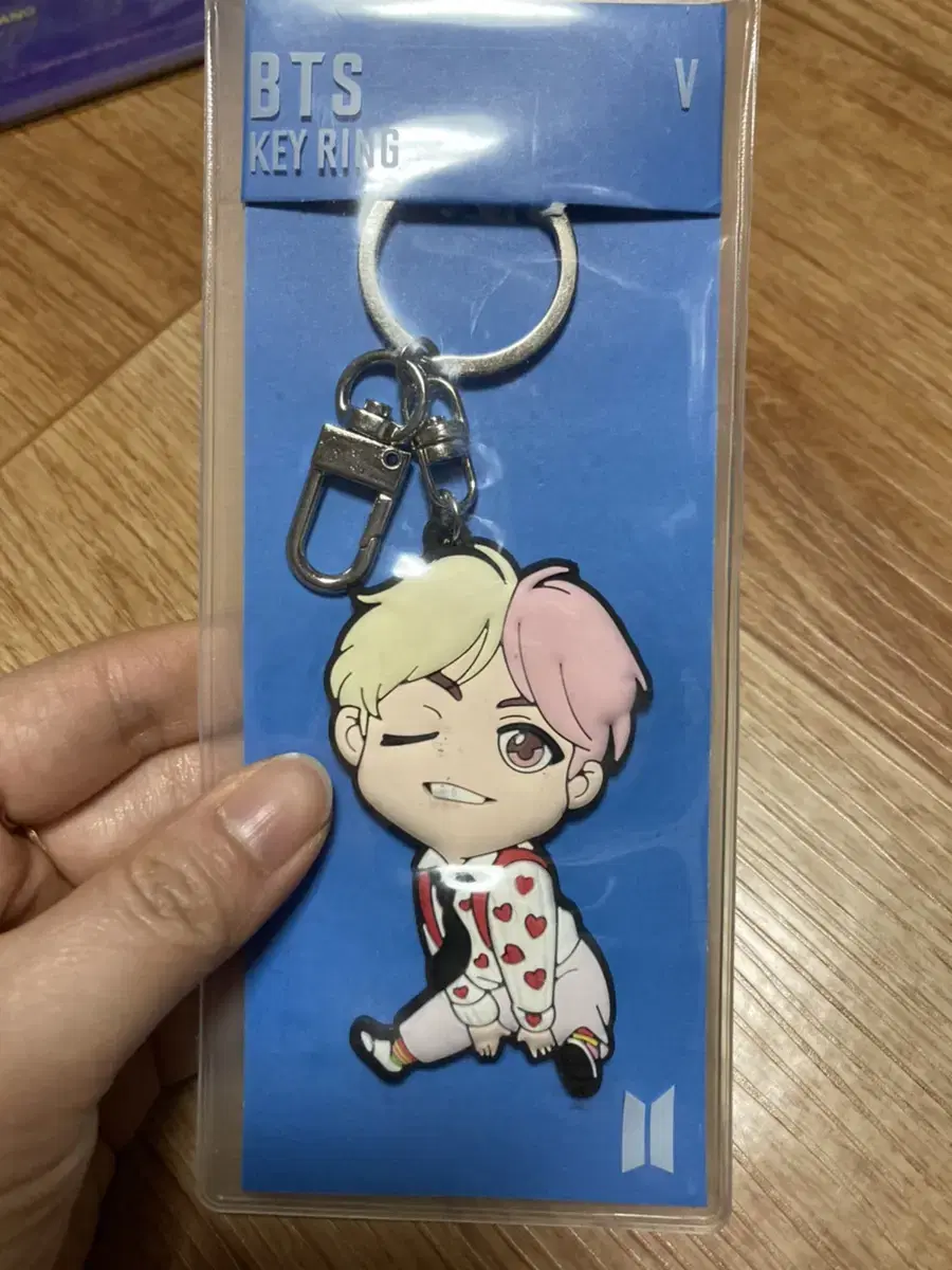 Bangtan popup store keyring v