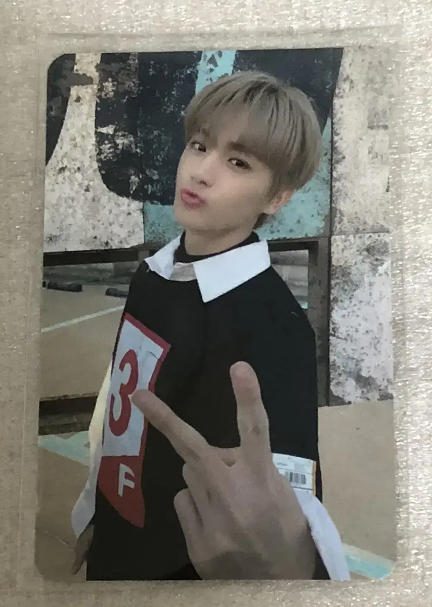 Dump it) the boyz hyunjae Noir GongbangPhotocard WTS