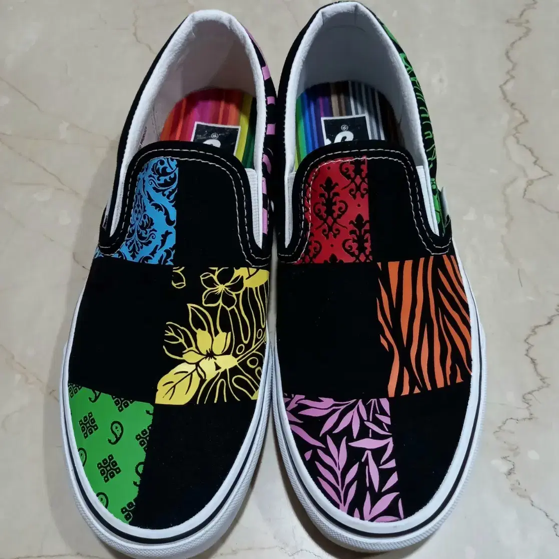 VANS X CRAYOLA 클래식 Slip-on 슬립온