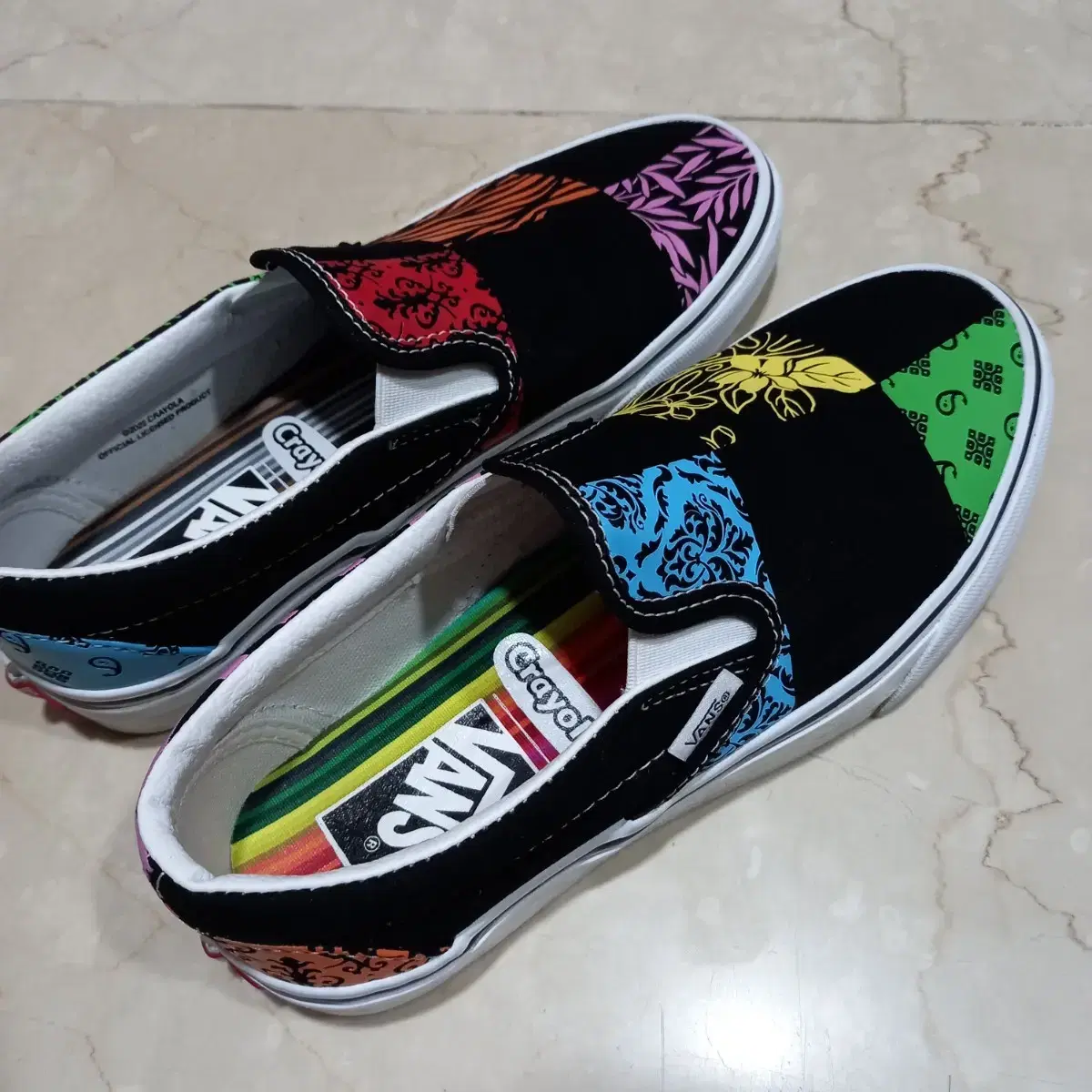 VANS X CRAYOLA 클래식 Slip-on 슬립온