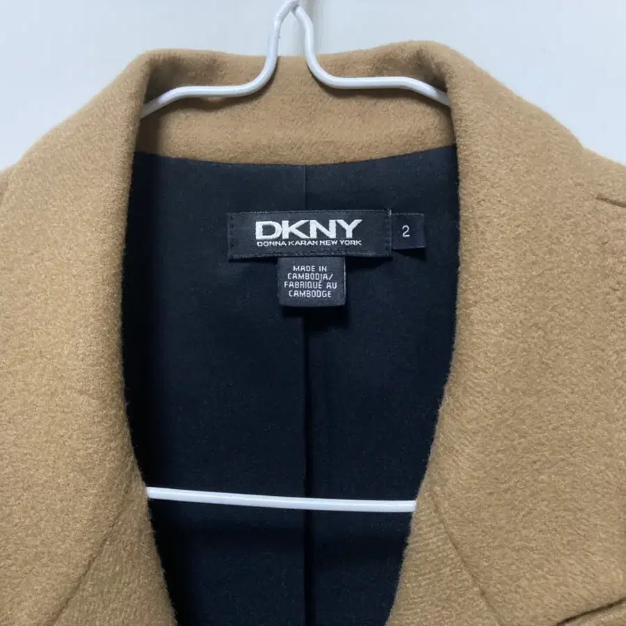 DKNY 카멜 자켓