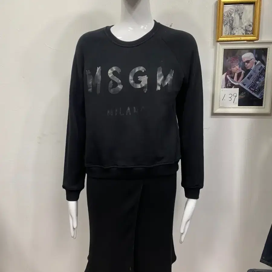 MSGM 검정긴팔티 맨투맨 