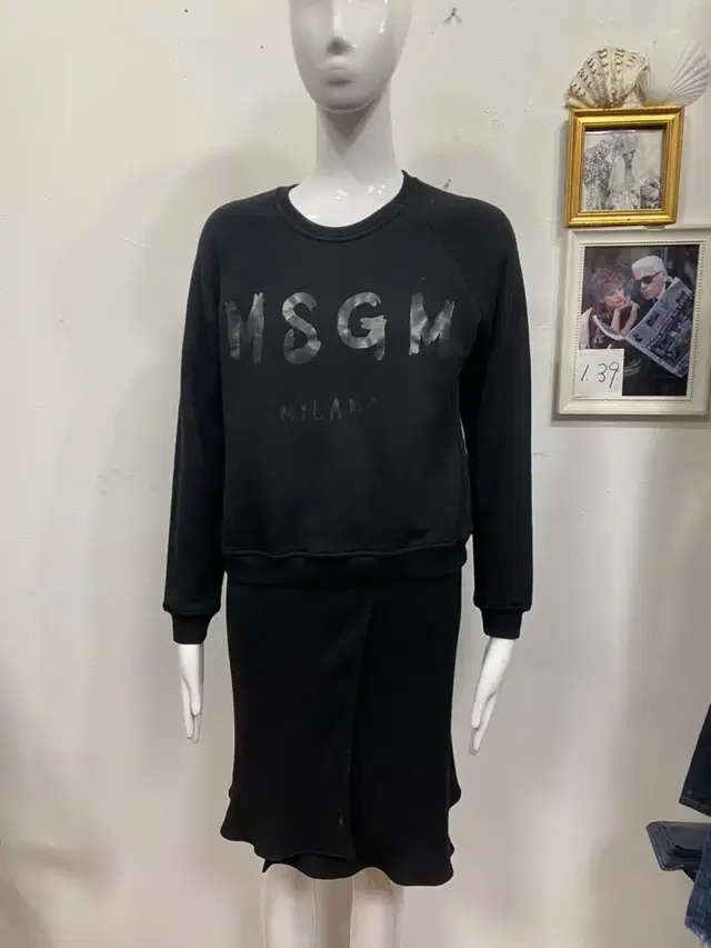 MSGM 검정긴팔티 맨투맨 