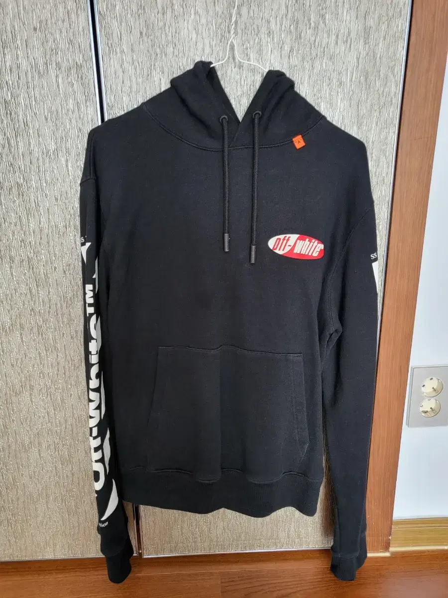 19SS Off-White Street Logo Hoodie (Genuine)