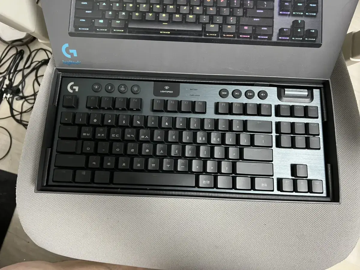 로지텍 G913TKL 갈축