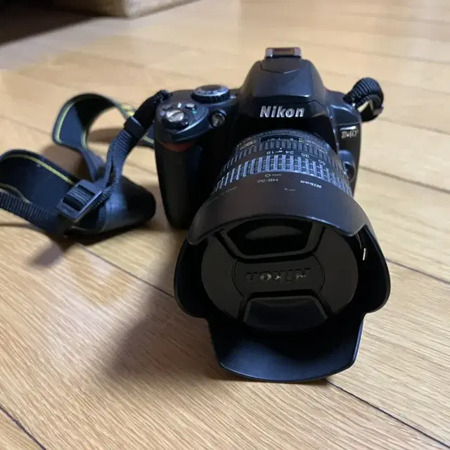 니콘 D40 DSLR