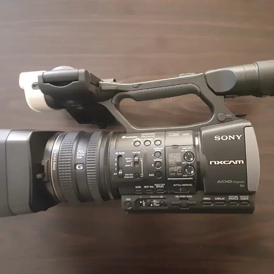 SONY HXR-NX3/1 방송용 카메라