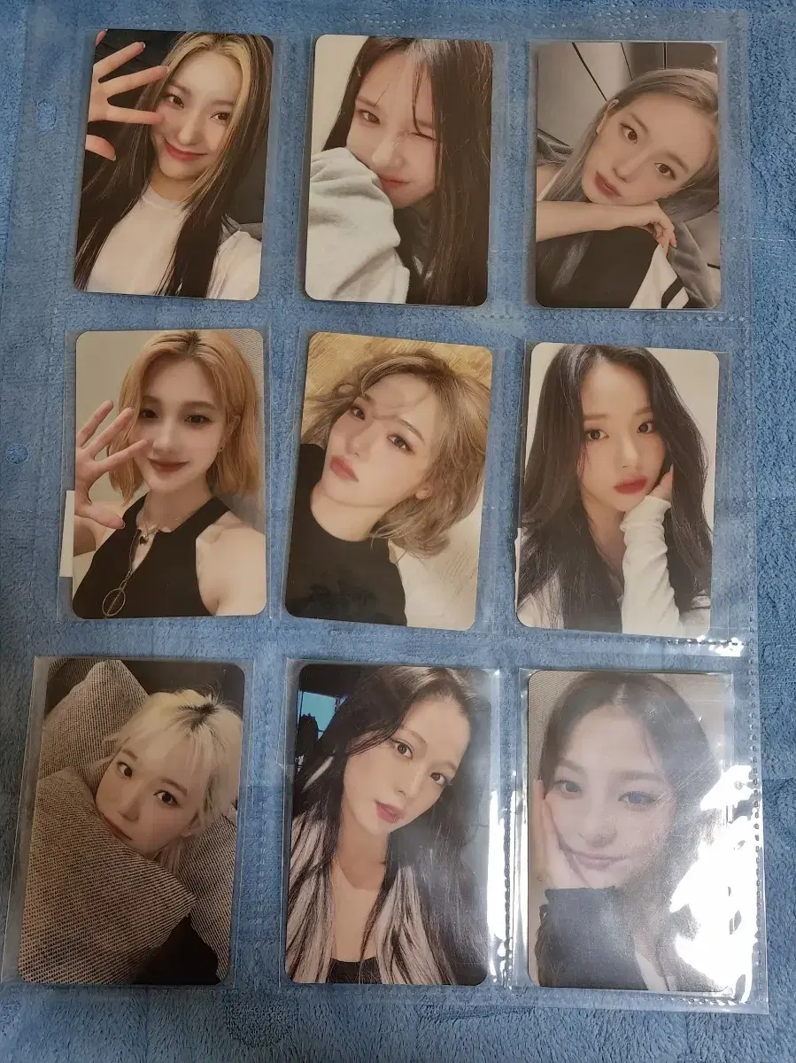 Fromis 9 Talk & Talk pre-order benefit Photo Card