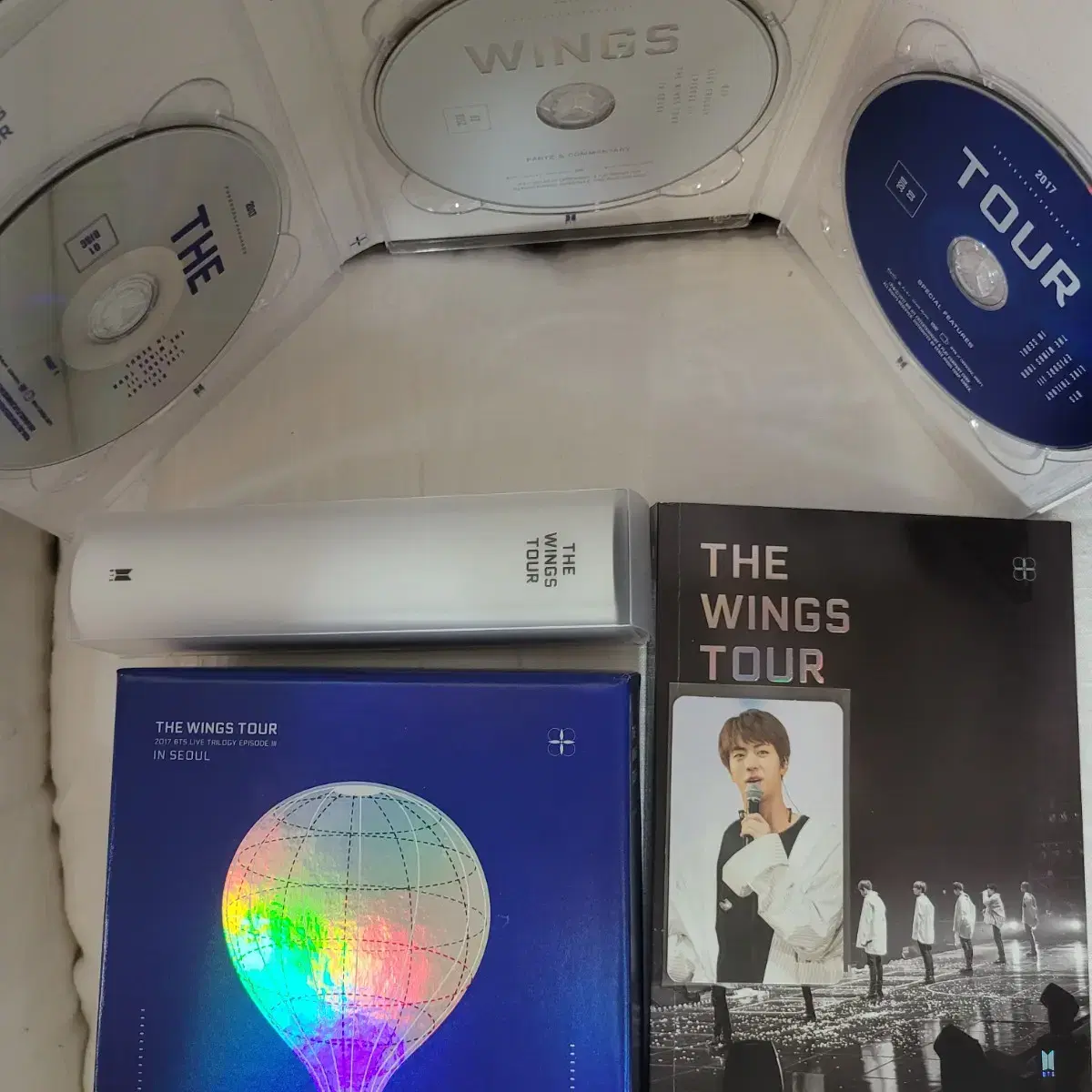 Price drop) bangtan BTS Wings dvd photocard jin Seokjin poster incl.