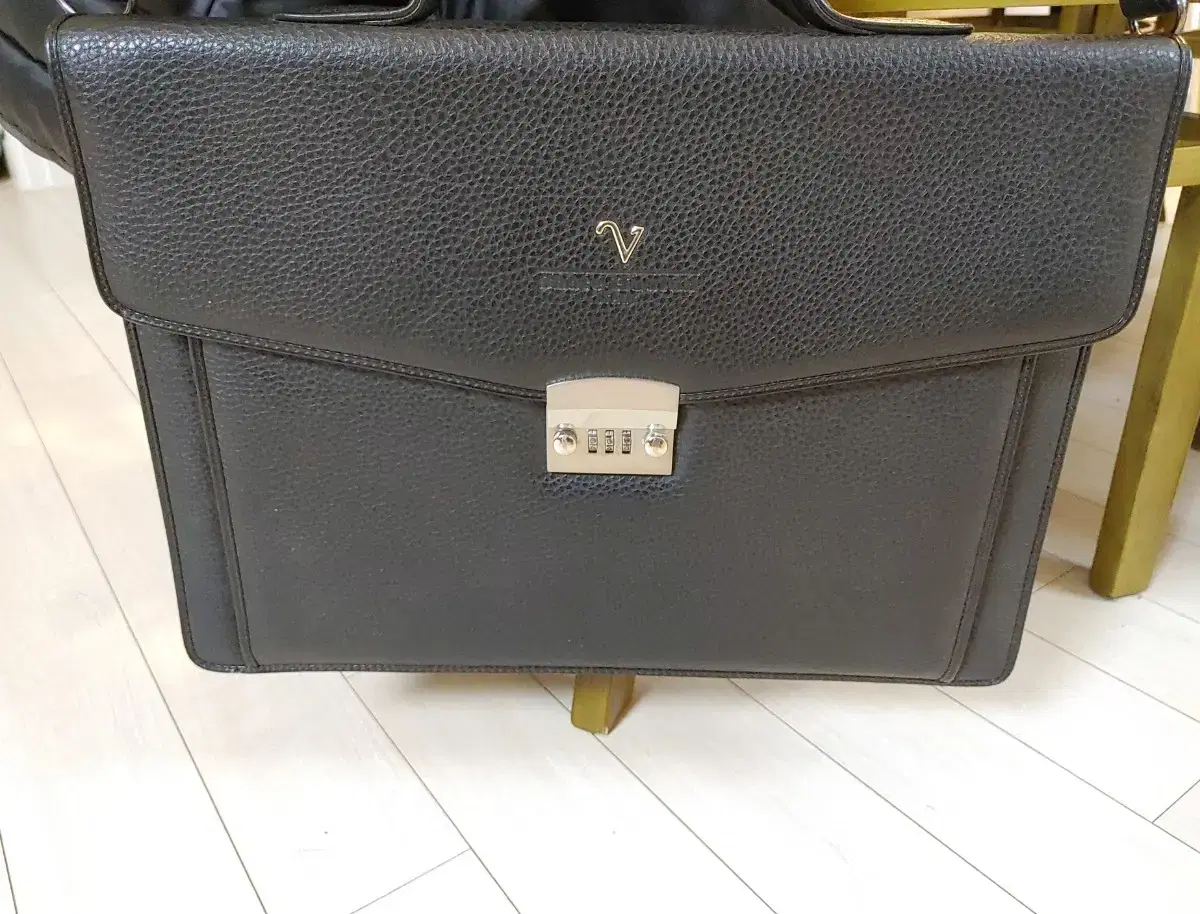 Men's briefcase