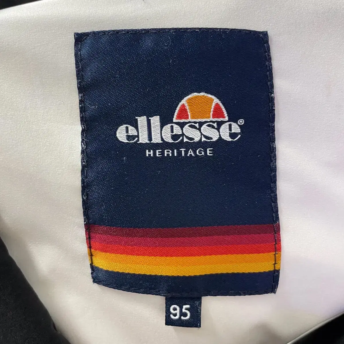 프롬브이 ELLESSE 엘레쎄 바람막이 (M)