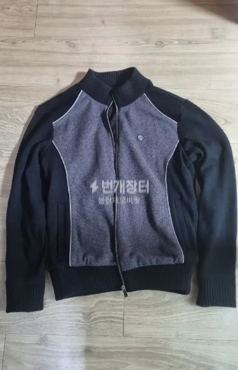 Benjeff knit zip-up M (95 to 100) in good condition