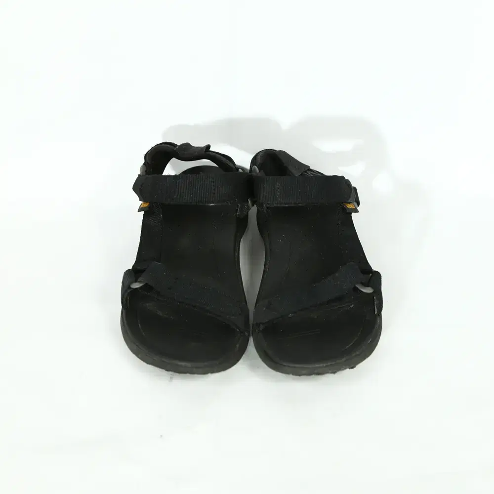 TEVA 테바 블랙 샌들 (220)