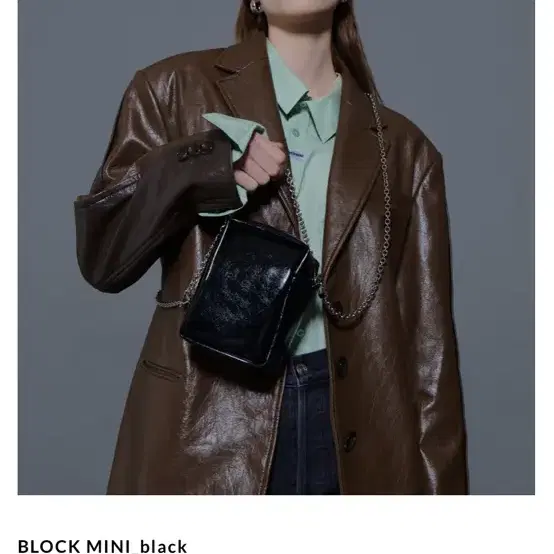 어거스트원에잇 block mini bag black 블럭 미니 백 블랙