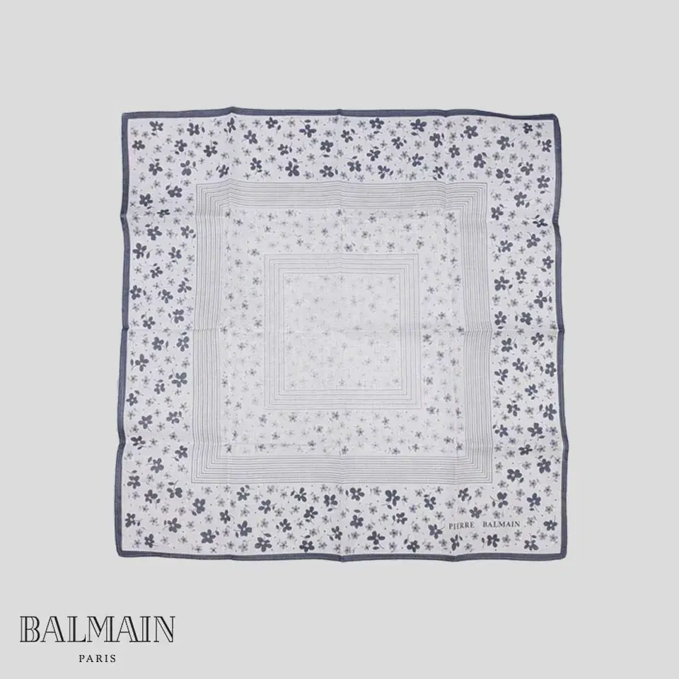 Pierre Balmain Gray Floral Patterned Handkerchief Petite Scarf