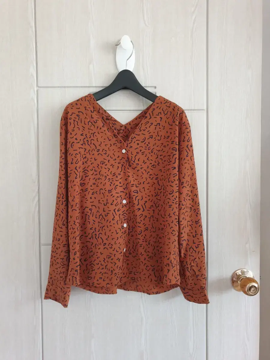 Vahn Acres Blouse New Arrivals