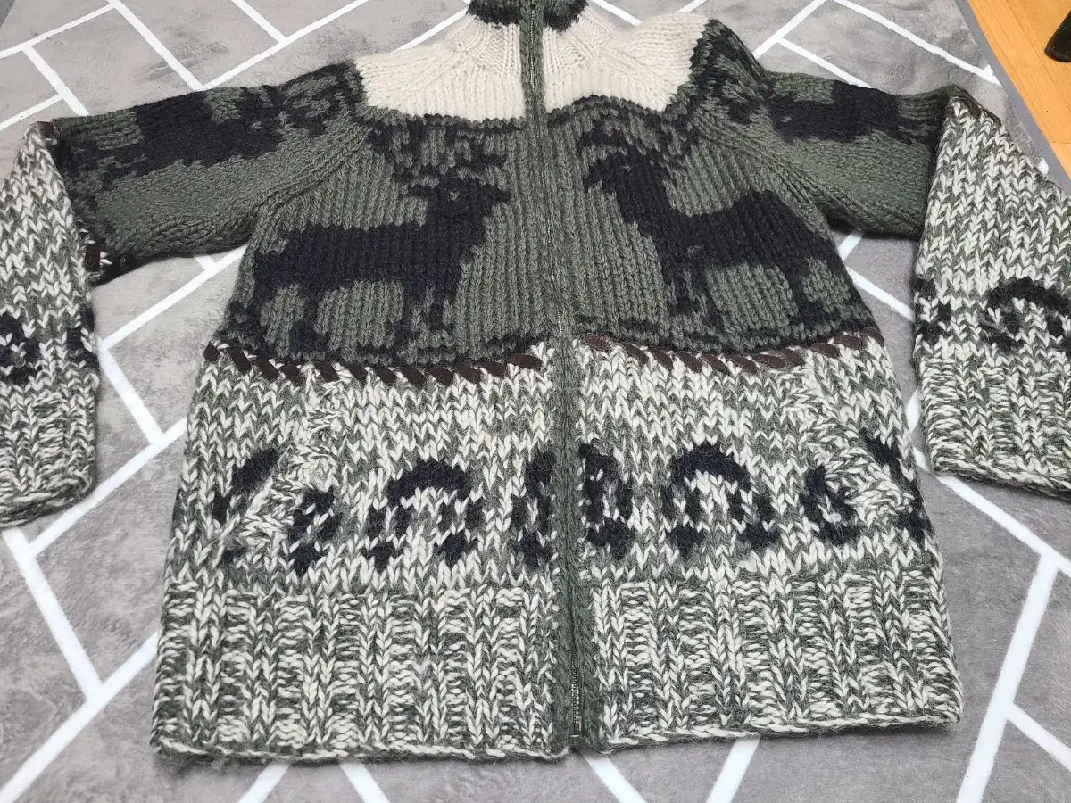 H&M HAND KNITTED Cowichan Collection