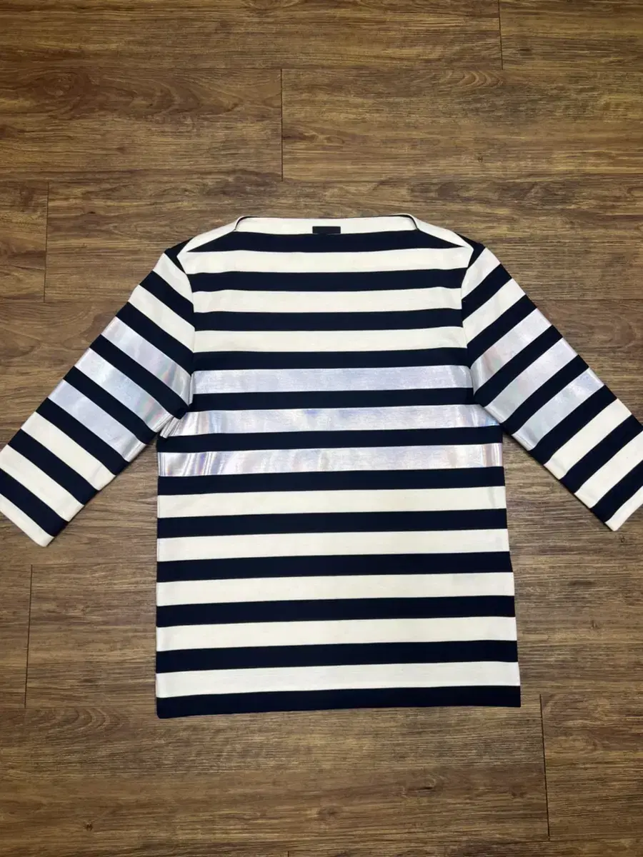 juuj.j Striped T-shirt