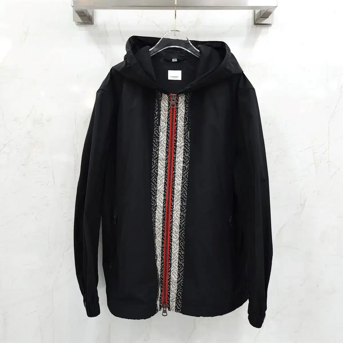 XL / Burberry Black Striped Logo Hooded Windbreaker