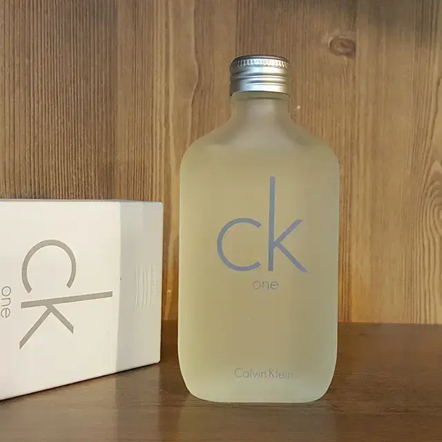 캘빈클라인 ck one 100ml 200ml 남자 명품 향수 특가 새상품