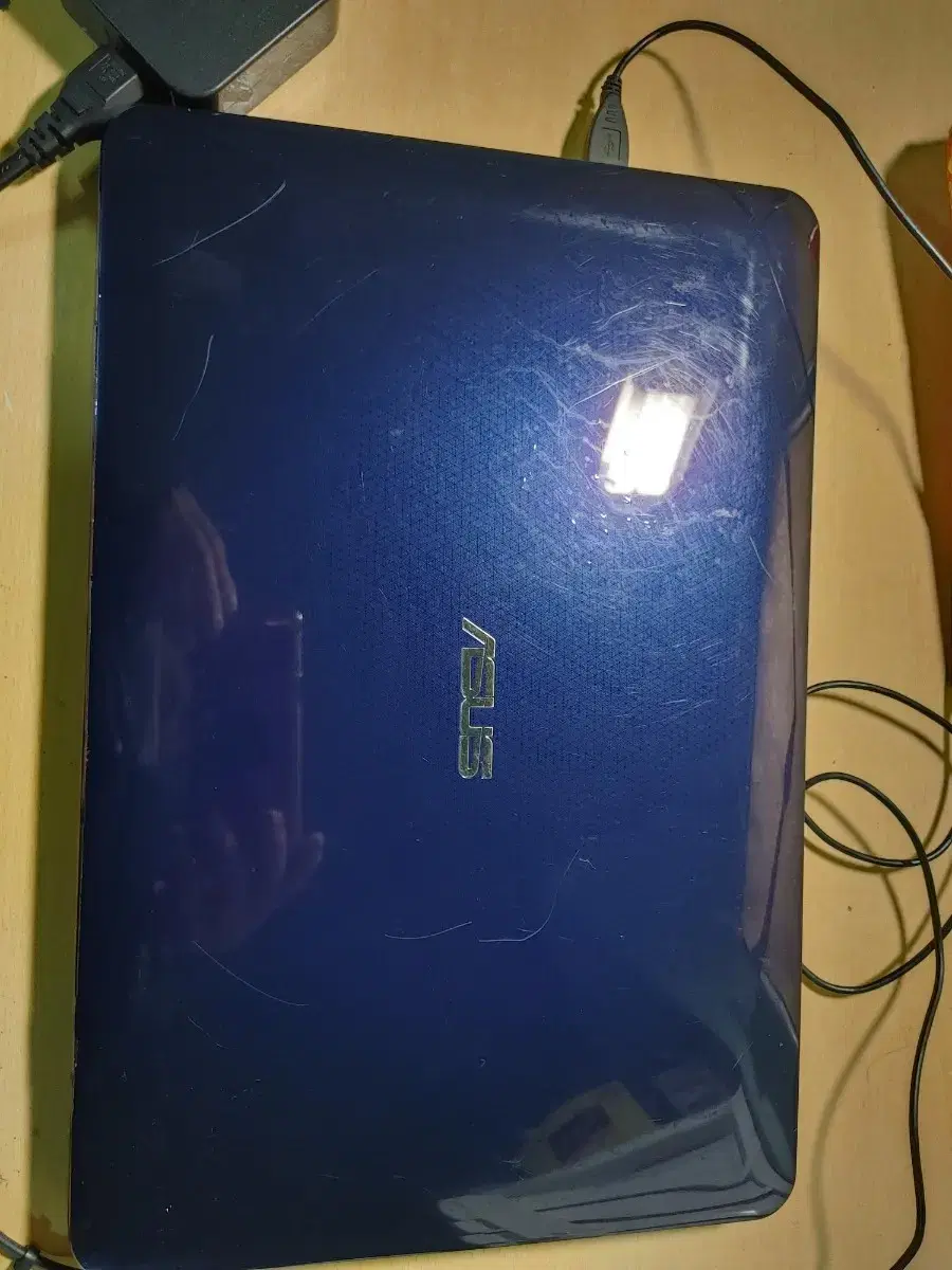 ASUS laptop