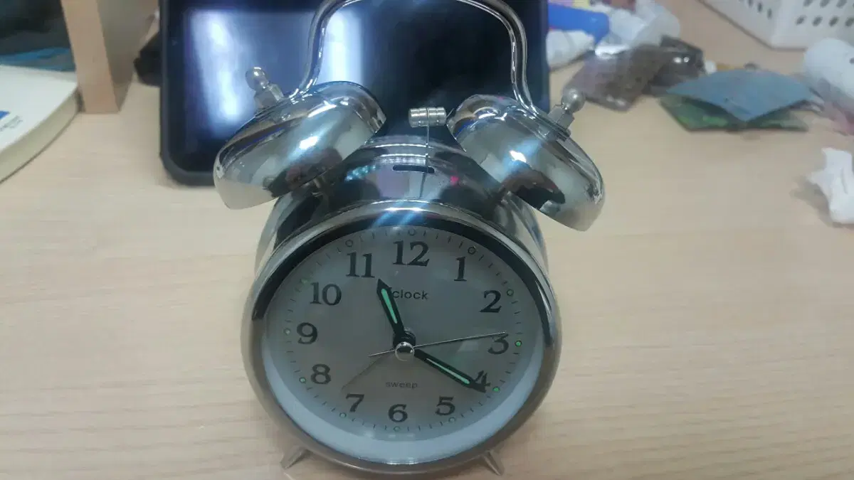 알람기능되는 다이소 탁상시계 싸게 팔아요! (야광O)20,000원 | 브랜드 중고거래 플랫폼, 번개장터