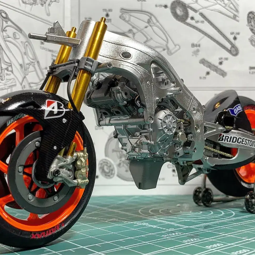 tamiya honda rc213v 