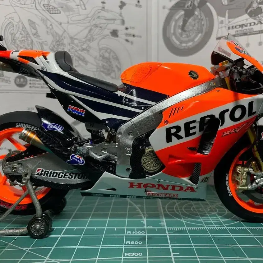 tamiya honda rc213v 