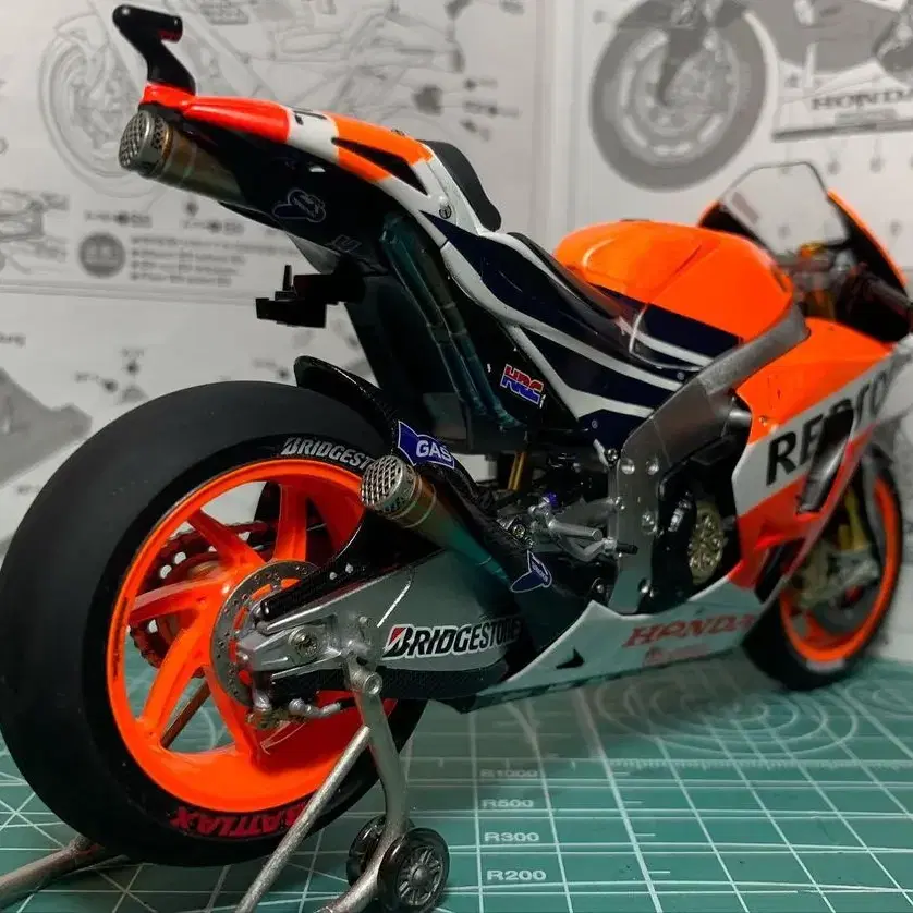 tamiya honda rc213v 