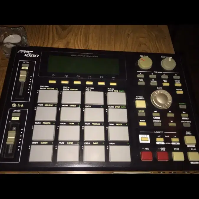 mpc 1000 blk 판매합니다