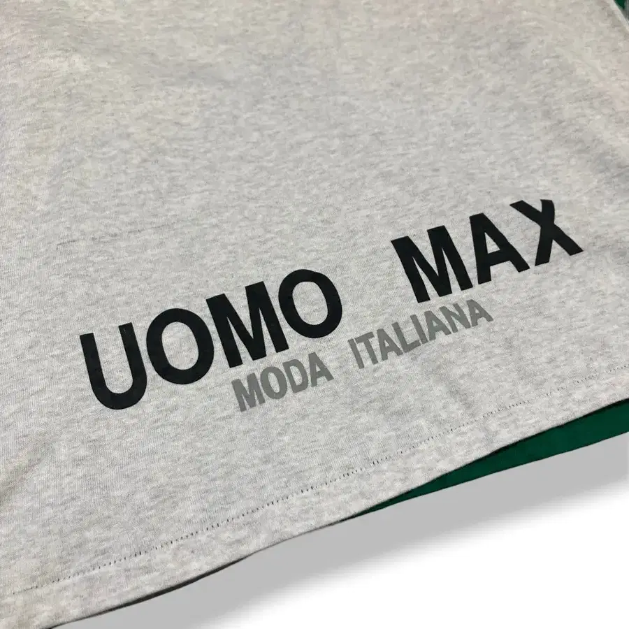 UOMO max 빈티지 롱 슬리브 티셔츠