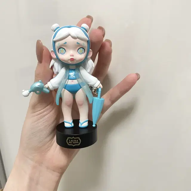 로라Laura 풀 파이트 피규어  Blue striker