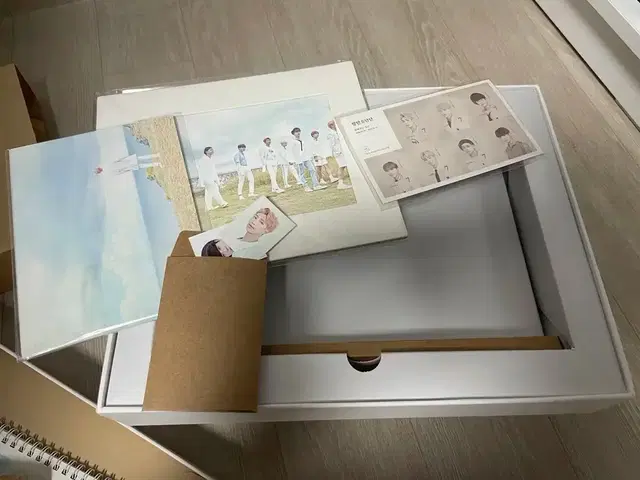 bts 2018 seasons greetings