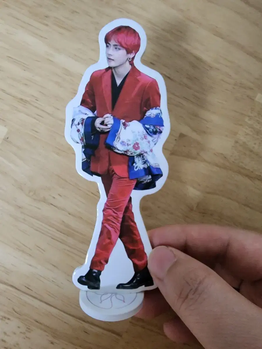 Taehyung Paperstand