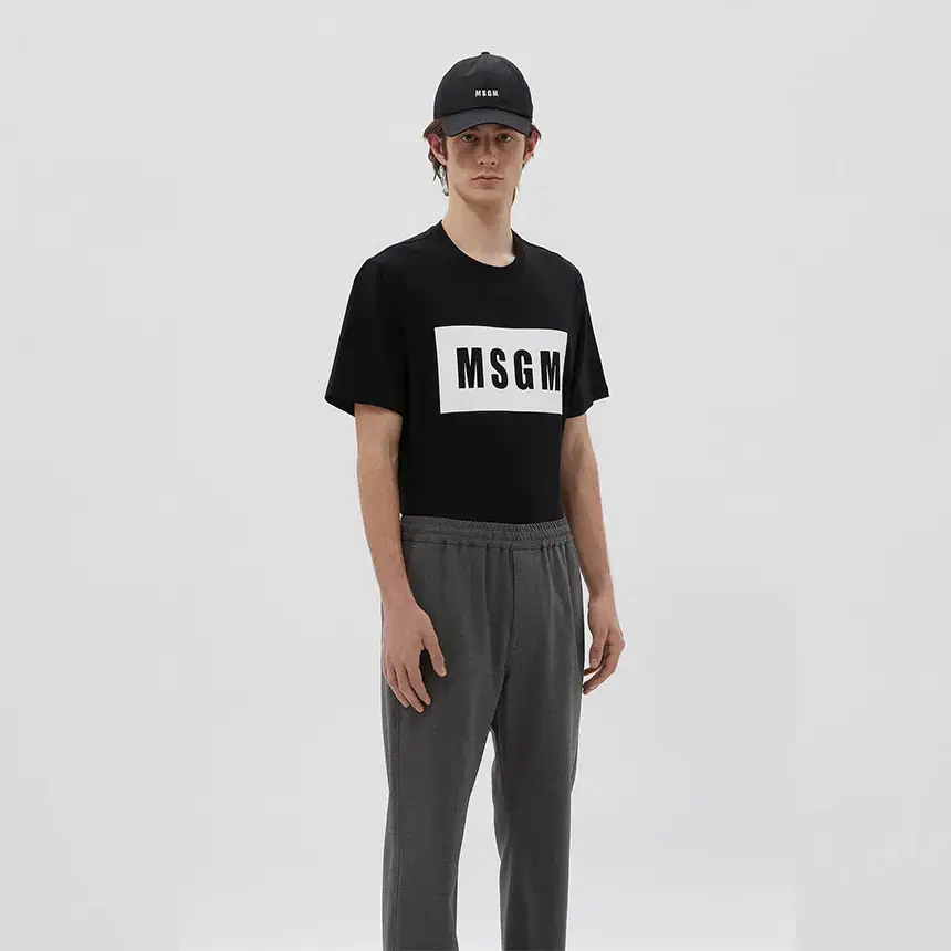 명품편집샵 MSGM 반팔 티셔츠 2000MM520 200002 블랙